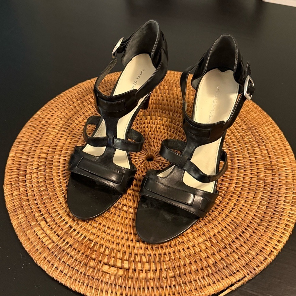 Via Spiga Black Strappy Women's Sandals‎ heels